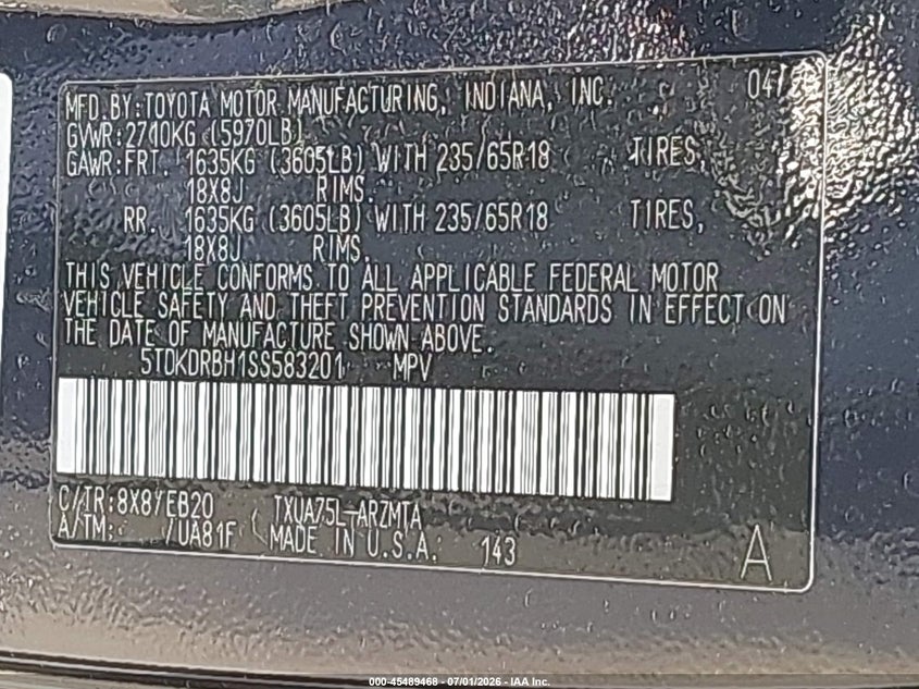 2025 Toyota Highlander VIN 5TDKDRBH1SS583201 IAAI salvage auction — SIDE, Salvage (North Carolina), sold $14,200 on 2026-07-26 (photo 9)