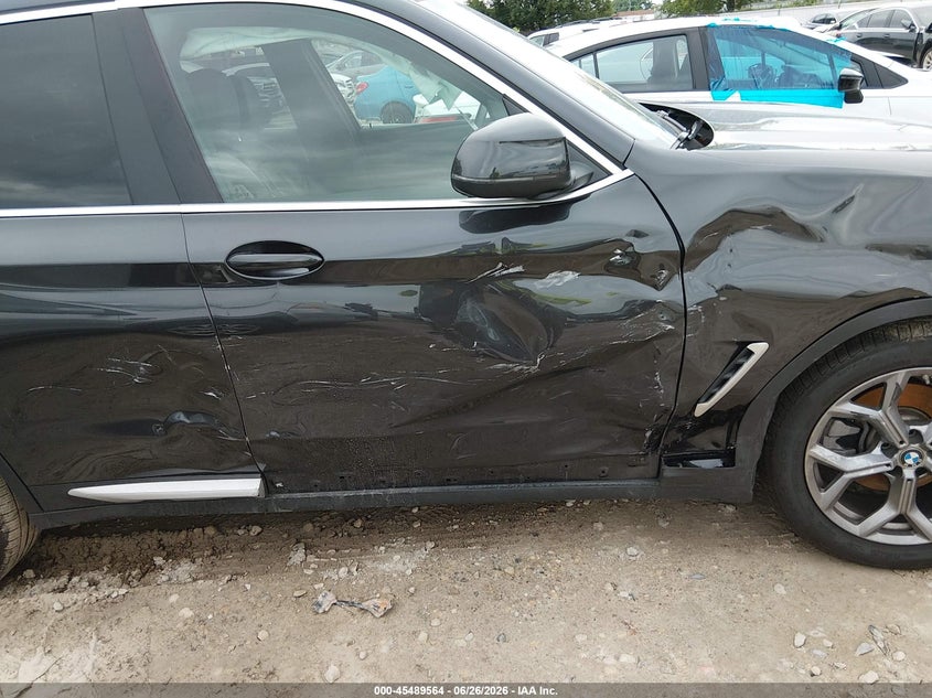 2024 BMW X3 VIN 5UX53DP07R9X46236 IAAI salvage auction — Side, Salvage (Illinois), sold $21,300 on 2026-09-04 (photo 6)