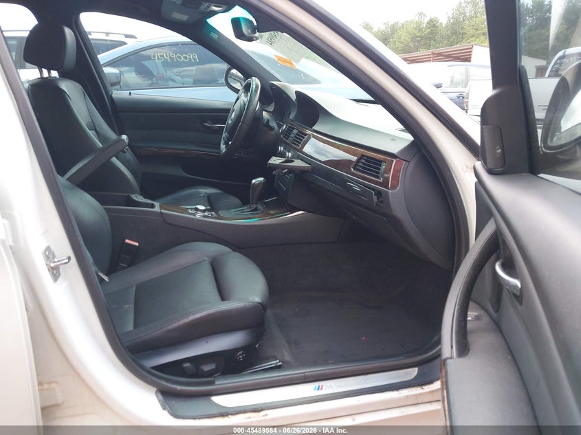 2009 BMW 3 series VIN WBAPM735X9A366667 IAAI salvage auction — RIGHT FRONT, Salvage (Alabama), sold $225 on 2026-07-15 (photo 5)