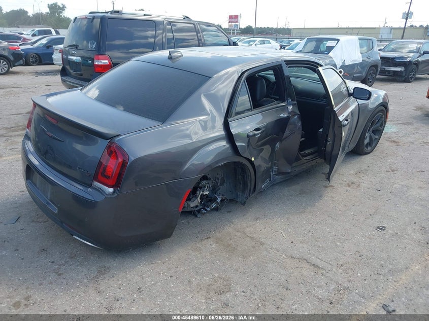 2023 Chrysler 300 VIN 2C3CCABG8PH541960 IAAI salvage auction — LEFT SIDE, Salvage Title, sold $5,100 on 2026-09-03 (photo 4)