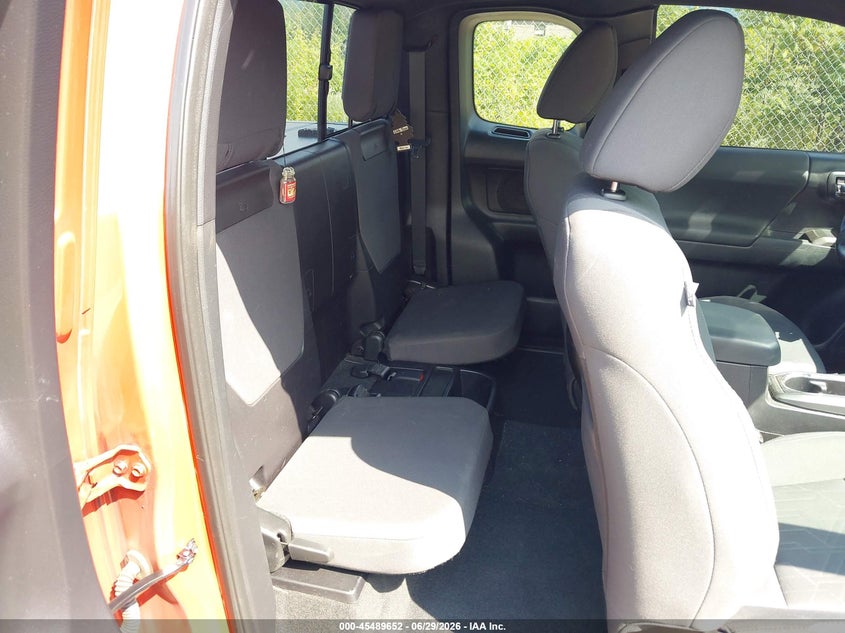 2016 Toyota Tacoma VIN 5TFSZ5AN5GX024074 IAAI salvage auction — LEFT FRONT, Salvage Title, sold $13,800 on 2026-07-21 (photo 8)
