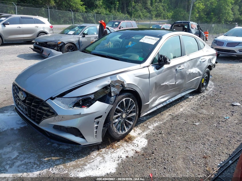 2020 Hyundai Sonata VIN 5NPEH4J2XLH008331 IAAI salvage auction — FRONT & REAR, Salvage (Virginia), sold $3,600 on 2026-07-21 (photo 2)