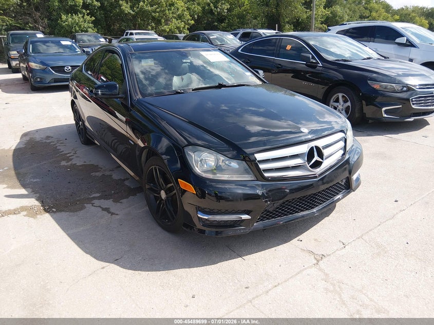 2012 Mercedes-benz C-klasse VIN WDDGJ4HB5CF847483 IAAI salvage auction — FRONT END, Nrc Lienholder Repossession Paperwork (Texas), sold $400 on 2026-07-20 (photo 1)