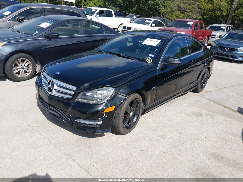 2012 Mercedes-benz C-klasse VIN WDDGJ4HB5CF847483 IAAI salvage auction — FRONT END, Nrc Lienholder Repossession Paperwork (Texas), sold $400 on 2026-07-20 (photo 6)