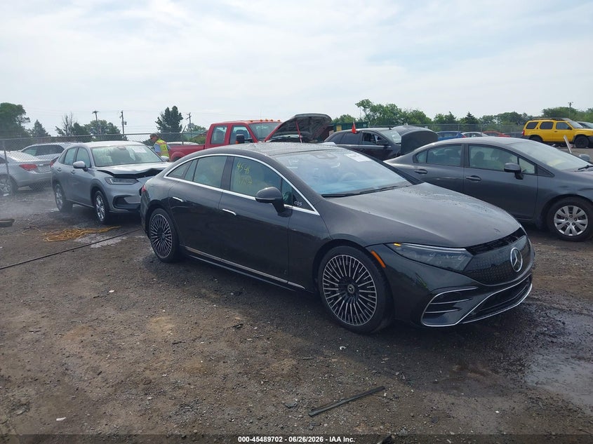 2023 Mercedes-benz VIN W1KCG2EB3PA036791 IAAI salvage auction — LEFT SIDE, Salvage (Virginia), sold $17,500 on 2026-07-28 (photo 1)