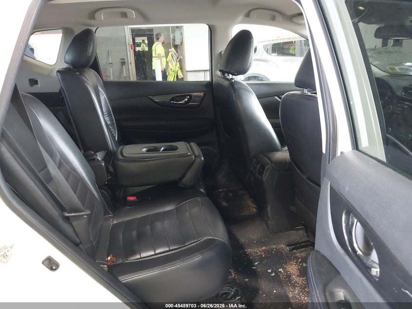 2017 Nissan Rogue VIN 5N1AT2MV9HC844394 IAAI salvage auction — RIGHT FRONT, Salvage Title, sold $1,500 on 2026-07-25 (photo 8)