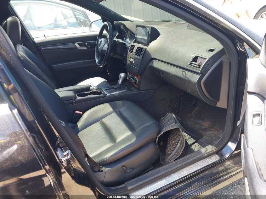 2010 Mercedes-benz C class VIN WDDGF5EB6AR110560 IAAI salvage auction — FRONT END, Salvage (California), sold $475 on 2026-07-16 (photo 5)