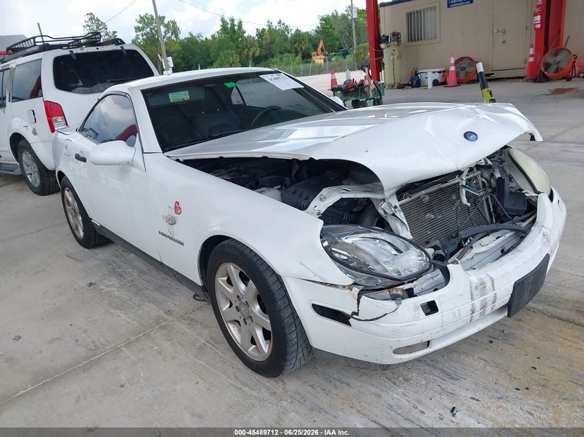 1999 Mercedes-benz Slk-class VIN WDBKK47F1XF131125 IAAI salvage auction — FRONT & REAR, Rebuildable (Florida), sold $25 on 2026-07-28 (photo 1)