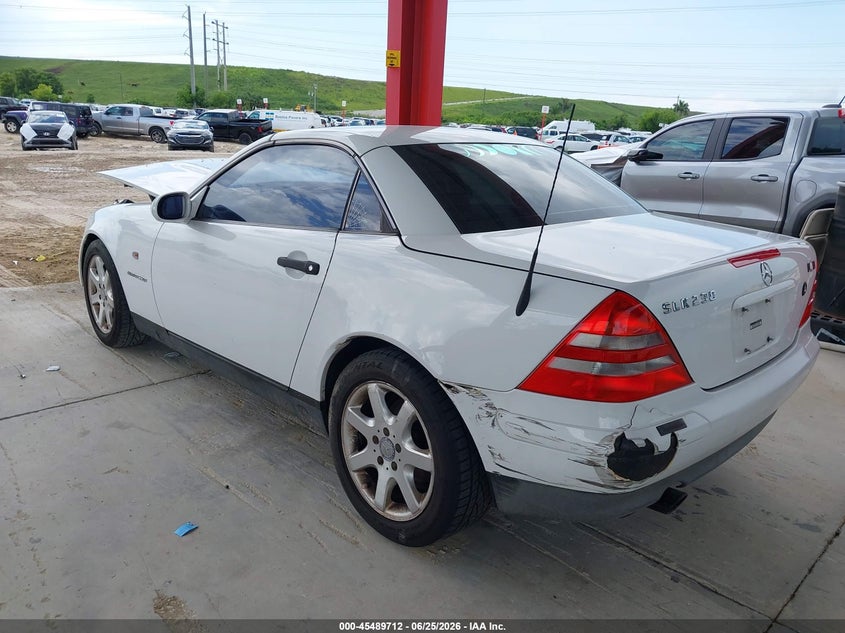 1999 Mercedes-benz Slk-class VIN WDBKK47F1XF131125 IAAI salvage auction — FRONT & REAR, Rebuildable (Florida), sold $25 on 2026-07-28 (photo 3)