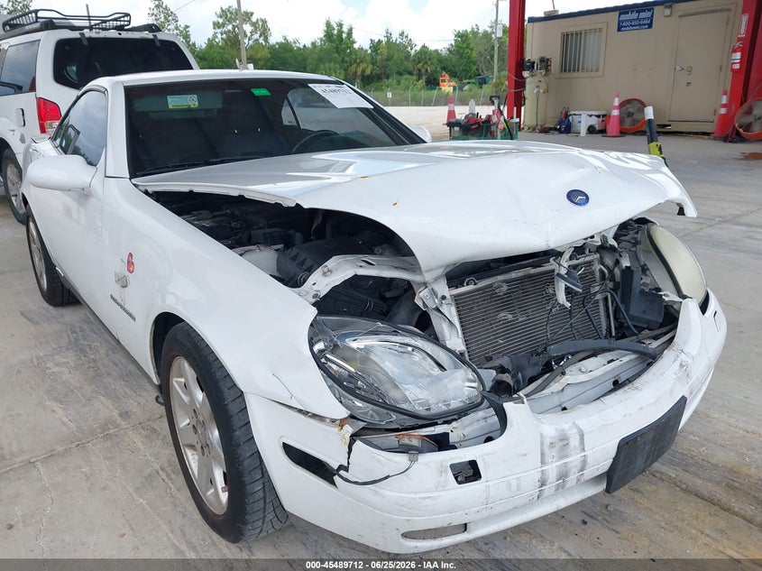 1999 Mercedes-benz Slk-class VIN WDBKK47F1XF131125 IAAI salvage auction — FRONT & REAR, Rebuildable (Florida), sold $25 on 2026-07-28 (photo 6)