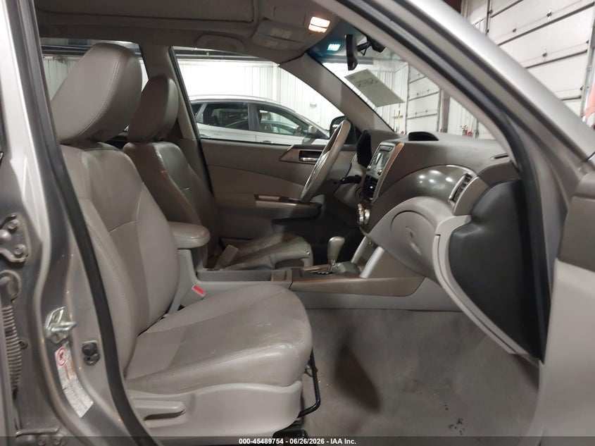 2009 Subaru Forester VIN JF2SH64669H763305 IAAI salvage auction — LEFT SIDE, Salvage (Iowa), sold $25 on 2026-07-28 (photo 5)