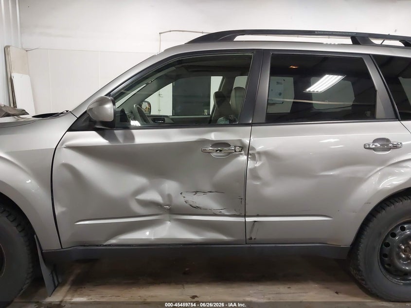 2009 Subaru Forester VIN JF2SH64669H763305 IAAI salvage auction — LEFT SIDE, Salvage (Iowa), sold $25 on 2026-07-28 (photo 6)