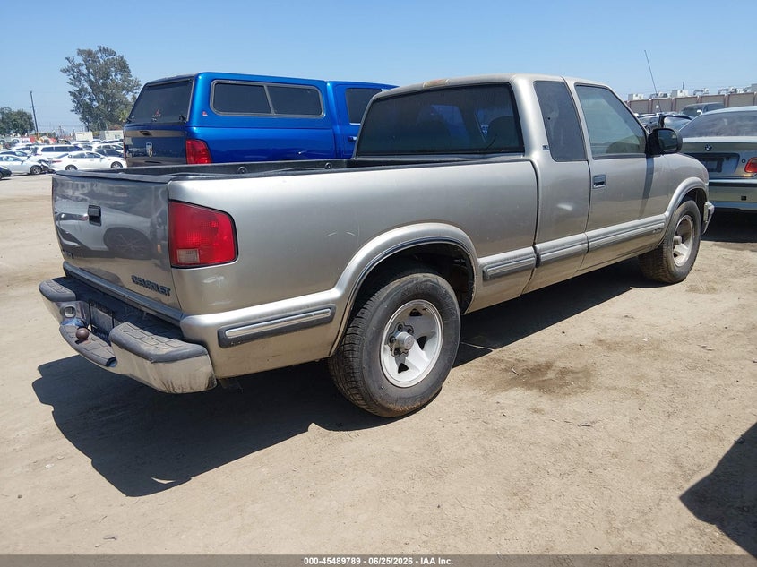 1998 Chevrolet S-10 VIN 1GCCS1946W8192408 IAAI salvage auction — UNKNOWN, Clear - Dealer Only (California), sold $1,200 on 2026-07-08 (photo 4)