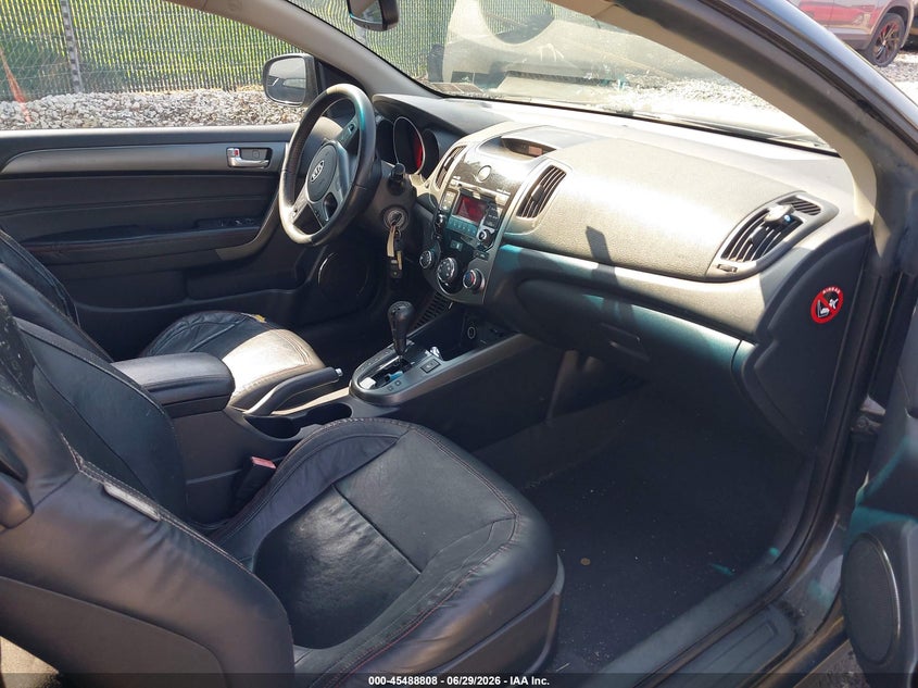 2010 Kia Forte VIN KNAFW6A30A5180425 IAAI salvage auction — LEFT FRONT, Salvage (Pennsylvania), sold $475 on 2026-07-17 (photo 5)