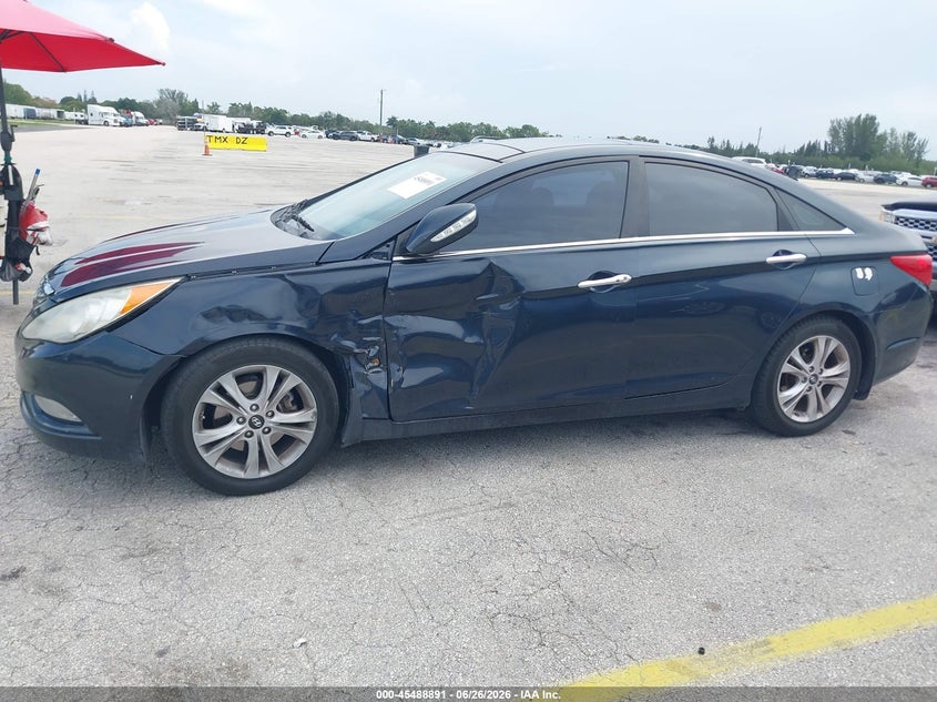 2013 Hyundai Sonata VIN 5NPEC4AC4DH694360 IAAI salvage auction — LEFT SIDE, Rebuildable (Florida), sold $650 on 2026-08-01 (photo 6)