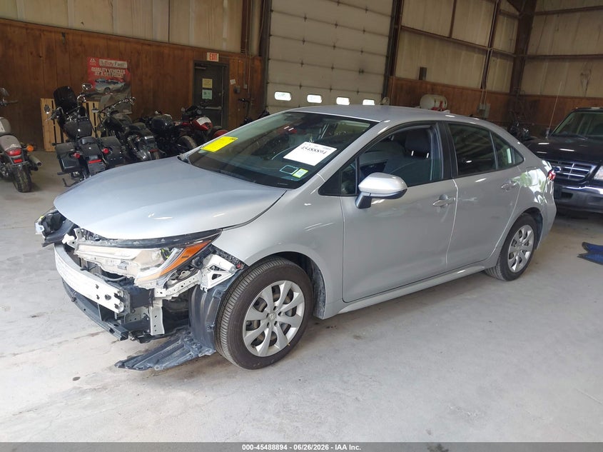 2022 Toyota Corolla VIN JTDEPMAE2N3015933 IAAI salvage auction — RIGHT SIDE, Mv-907A (New York), sold $3,700 on 2026-07-29 (photo 2)