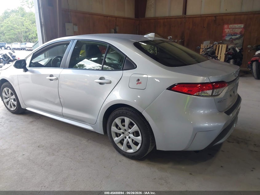 2022 Toyota Corolla VIN JTDEPMAE2N3015933 IAAI salvage auction — RIGHT SIDE, Mv-907A (New York), sold $3,700 on 2026-07-29 (photo 3)