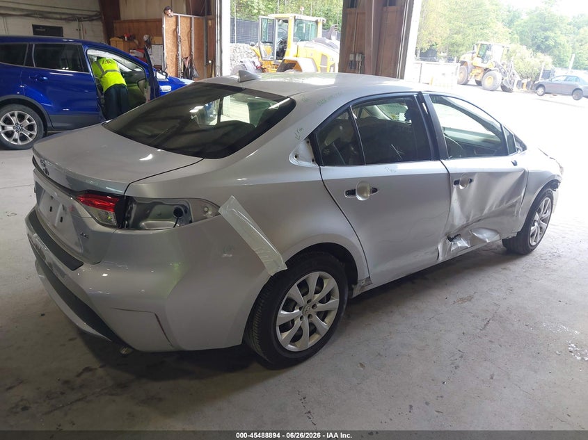 2022 Toyota Corolla VIN JTDEPMAE2N3015933 IAAI salvage auction — RIGHT SIDE, Mv-907A (New York), sold $3,700 on 2026-07-29 (photo 4)