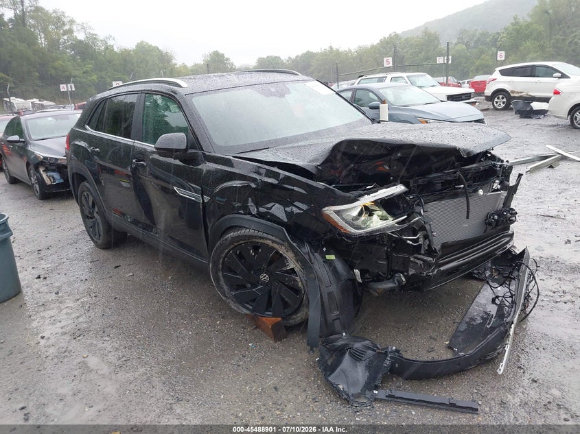 2026 Volkswagen Atlas cross sport VIN 1V2KC2CA5TC213950 — IAAI salvage auction photo