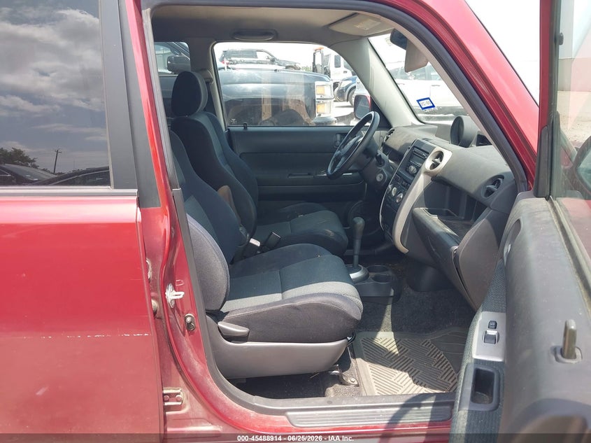 2006 Scion Xb VIN JTLKT324264073961 IAAI salvage auction — NORMAL WEAR, Original (Texas), sold $650 on 2026-07-09 (photo 5)