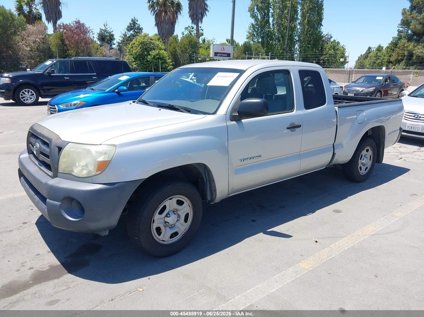 2010 Toyota Tacoma VIN 5TETX4CNXAZ738798 IAAI salvage auction — NORMAL WEAR, Clear - Dealer Only (California), sold $3,600 on 2026-07-29 (photo 2)