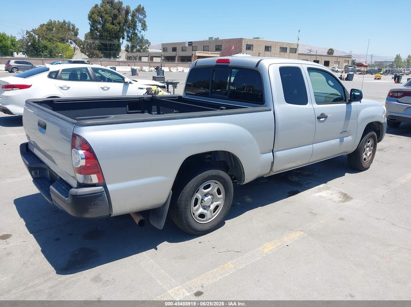 2010 Toyota Tacoma VIN 5TETX4CNXAZ738798 IAAI salvage auction — NORMAL WEAR, Clear - Dealer Only (California), sold $3,600 on 2026-07-29 (photo 4)