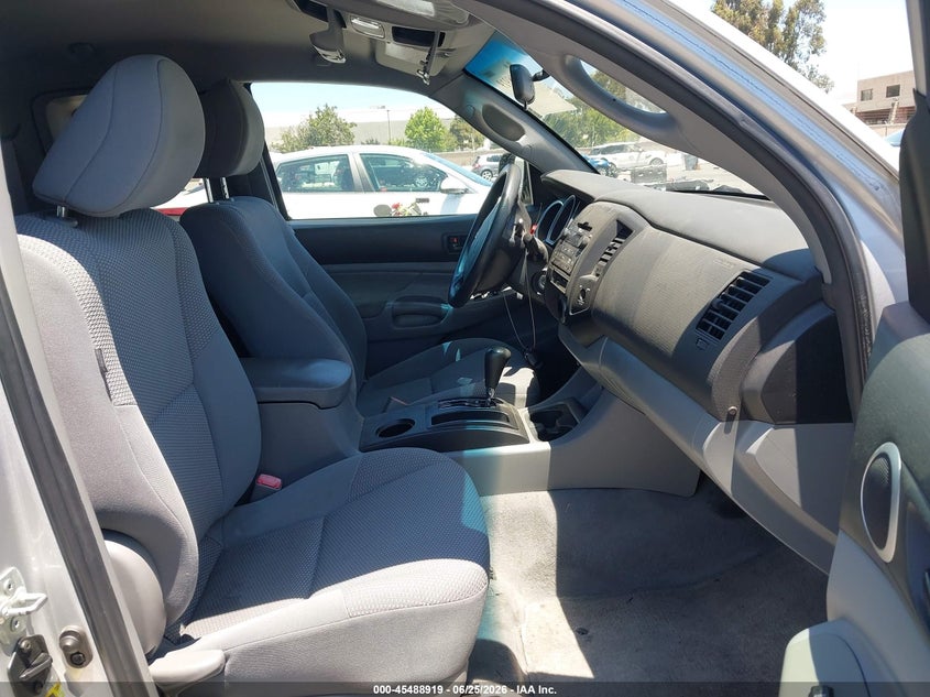 2010 Toyota Tacoma VIN 5TETX4CNXAZ738798 IAAI salvage auction — NORMAL WEAR, Clear - Dealer Only (California), sold $3,600 on 2026-07-29 (photo 5)