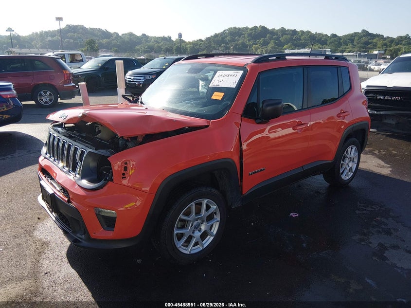 2019 Jeep Renegade VIN ZACNJBAB0KPJ77124 IAAI salvage auction — LEFT FRONT, Salvage (Missouri), sold $1,375 on 2026-08-18 (photo 2)