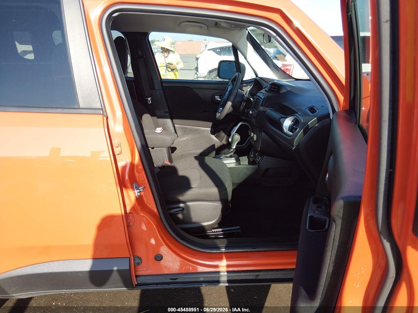 2019 Jeep Renegade VIN ZACNJBAB0KPJ77124 IAAI salvage auction — LEFT FRONT, Salvage (Missouri), sold $1,375 on 2026-08-18 (photo 5)