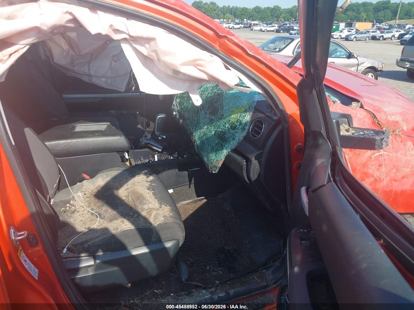 2017 Toyota Tundra VIN 5TFDY5F13HX611215 IAAI salvage auction — FRONT END, Salvage Title, sold $4,900 on 2026-07-27 (photo 5)
