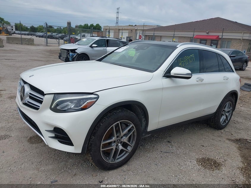 2018 Mercedes-benz Glc VIN WDC0G4KB3JV114297 IAAI salvage auction — RIGHT REAR, Salvage Title, sold $10,600 on 2026-07-21 (photo 2)