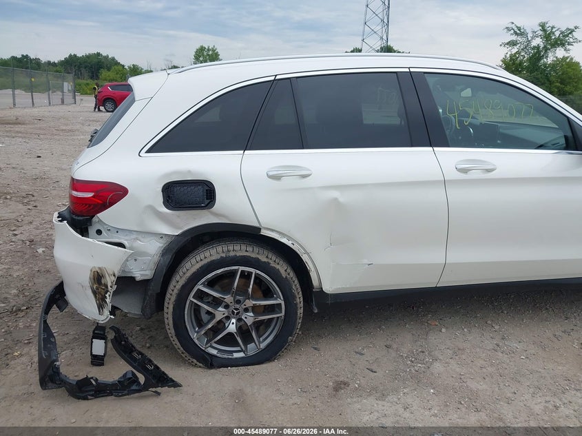 2018 Mercedes-benz Glc VIN WDC0G4KB3JV114297 IAAI salvage auction — RIGHT REAR, Salvage Title, sold $10,600 on 2026-07-21 (photo 6)