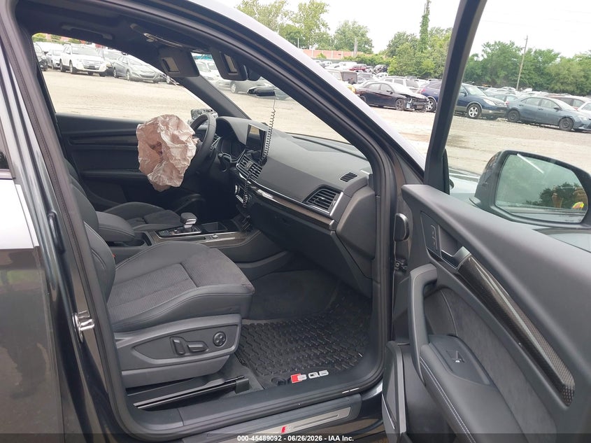 2024 Audi Sq5 VIN WA1B4AFY6R2113673 IAAI salvage auction — RIGHT REAR, Salvage (Pennsylvania), sold $12,150 on 2026-07-24 (photo 5)