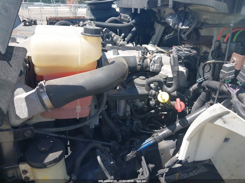 2015 International VIN 3HAMMAAN5FL123807 IAAI salvage auction — FRONT END, Clear (Florida), sold $12,000 on 2026-07-29 (photo 9)