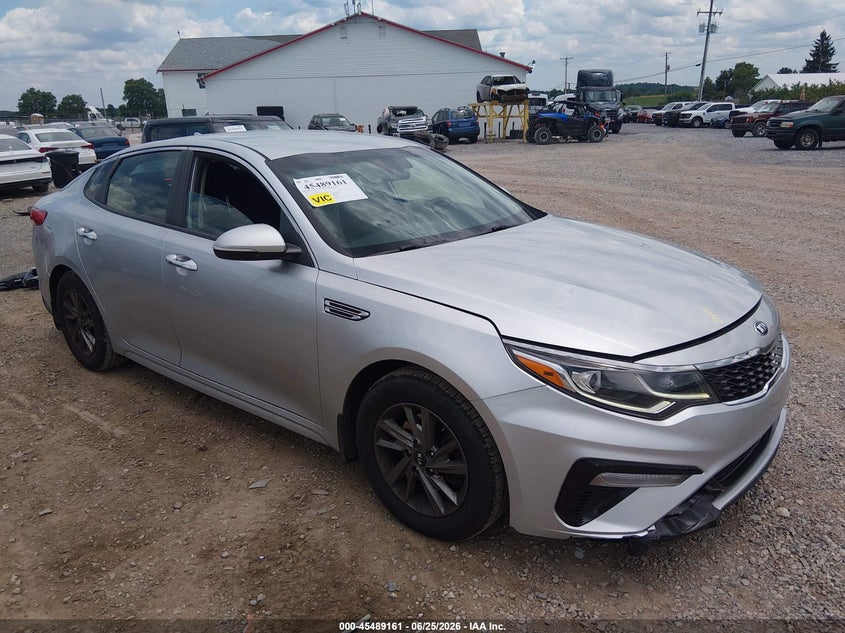 2019 Kia Optima VIN 5XXGT4L34KG336058 IAAI salvage auction — LEFT FRONT, Salvage Title, sold $25 on 2026-07-29 (photo 1)