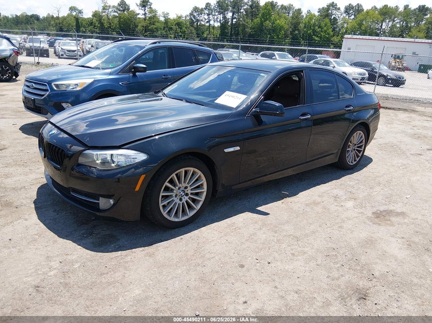 2013 BMW VIN WBAFZ9C56DD090522 IAAI salvage auction — NORMAL WEAR, Clear (Virginia), sold $1,500 on 2026-07-24 (photo 2)