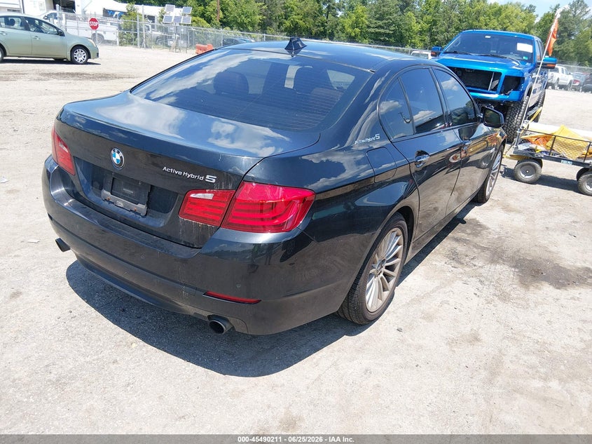 2013 BMW VIN WBAFZ9C56DD090522 IAAI salvage auction — NORMAL WEAR, Clear (Virginia), sold $1,500 on 2026-07-24 (photo 4)