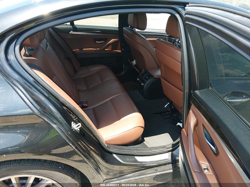 2013 BMW VIN WBAFZ9C56DD090522 IAAI salvage auction — NORMAL WEAR, Clear (Virginia), sold $1,500 on 2026-07-24 (photo 8)