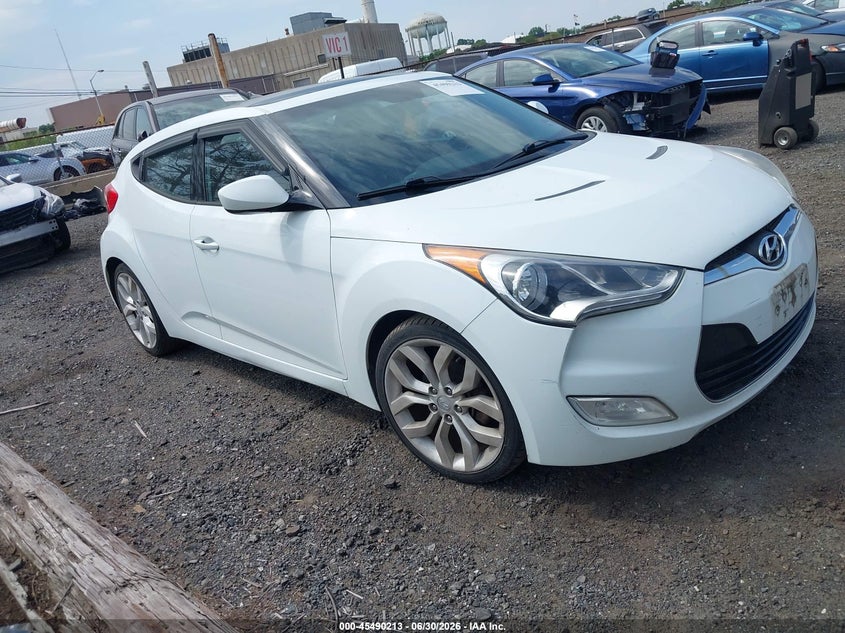2013 Hyundai Veloster VIN KMHTC6AD2DU141333 IAAI salvage auction — NORMAL WEAR, Clear (New Jersey), sold $400 on 2026-07-13 (photo 1)