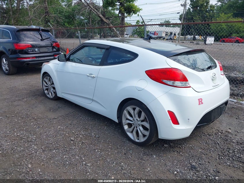 2013 Hyundai Veloster VIN KMHTC6AD2DU141333 IAAI salvage auction — NORMAL WEAR, Clear (New Jersey), sold $400 on 2026-07-13 (photo 3)
