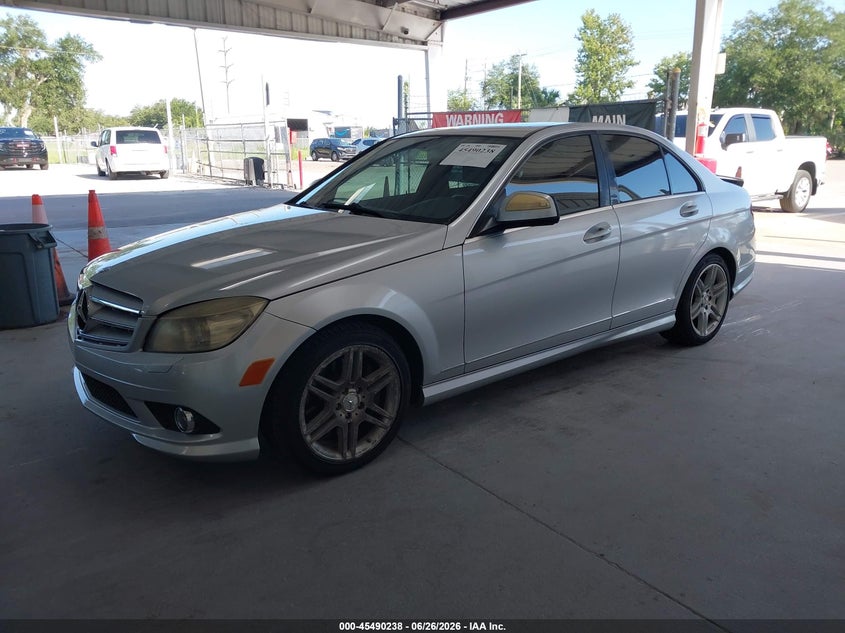 2008 Mercedes-benz C-klasse VIN WDDGF56X28F067714 IAAI salvage auction — REAR END, Rebuildable (Florida), sold $575 on 2026-07-29 (photo 2)