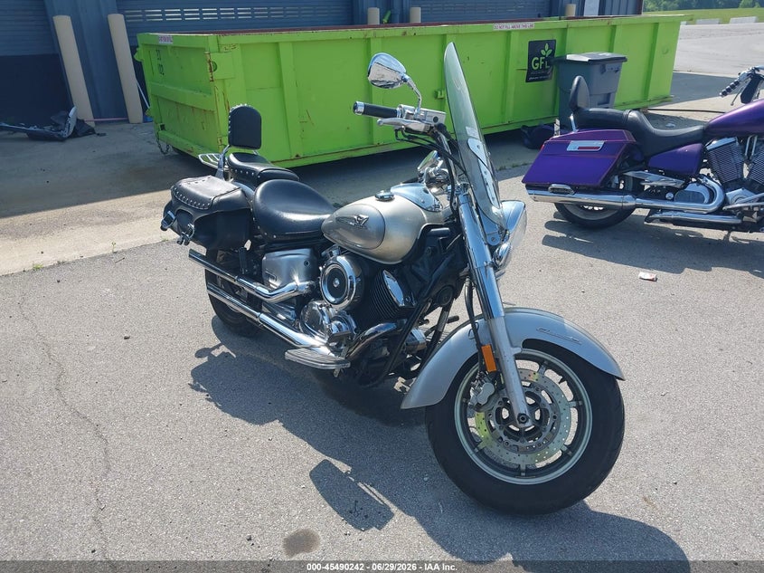 2006 Yamaha Xvs1100 VIN JYAVP11E96A089065 IAAI salvage auction — SIDE, Clear (Indiana), sold $25 on 2026-07-31 (photo 1)
