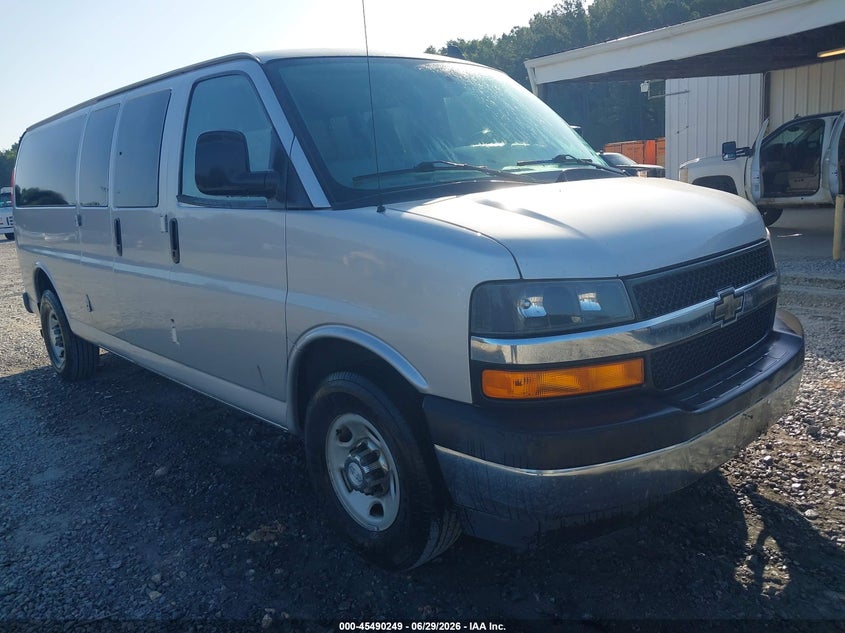 2017 Chevrolet Express 3500 VIN 1GAZGPFG2H1264061 — IAAI salvage auction photo