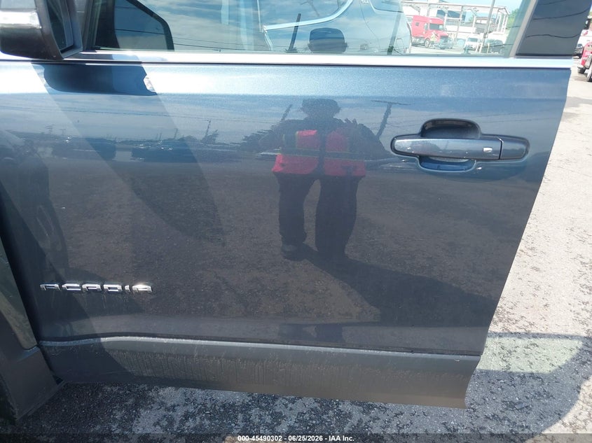 2020 Gmc Acadia VIN 1GKKNRL47LZ208426 IAAI salvage auction — NORMAL WEAR, Sf97 (New York), sold $13,000 on 2026-07-31 (photo 6)