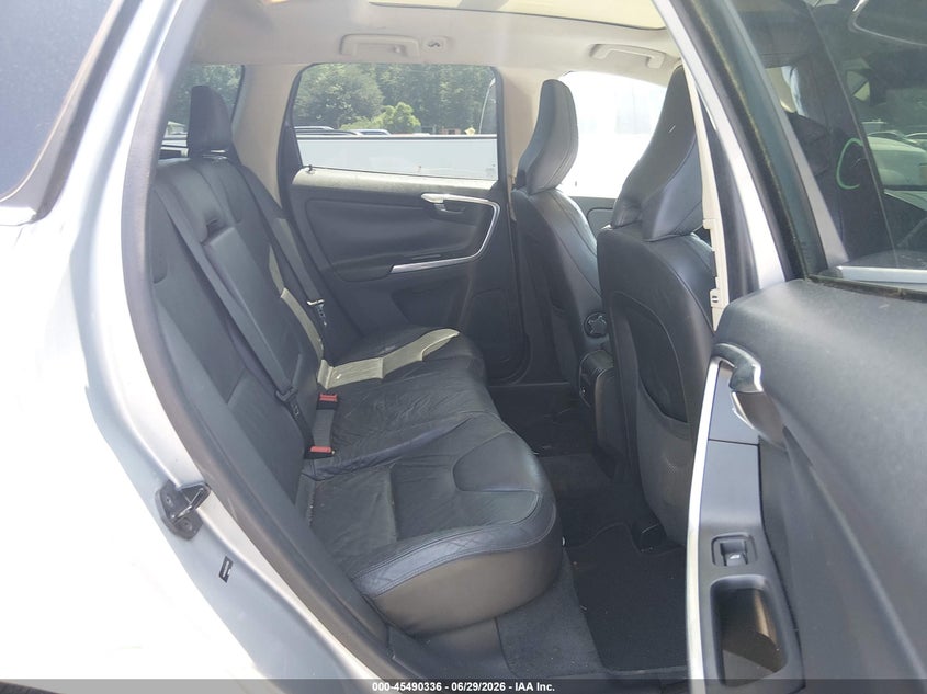 2013 Volvo Xc60 VIN YV4952DL5D2407683 IAAI salvage auction — FRONT END, Salvage (South Carolina), sold $250 on 2026-08-04 (photo 8)