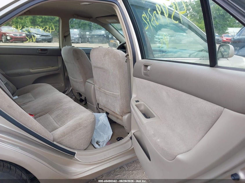 2003 Toyota Camry VIN JTDBE32KX30203699 IAAI salvage auction — REAR END, Parts Only Bos (Minnesota), sold $275 on 2026-07-15 (photo 8)