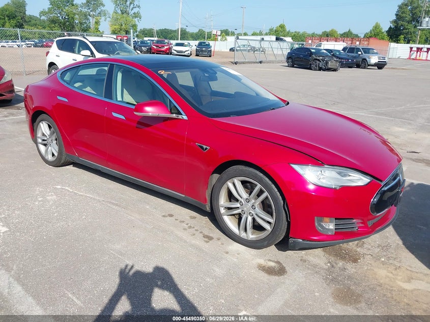 2014 Tesla Model s VIN 5YJSA1S1XEFP56283 IAAI salvage auction — NORMAL WEAR, Clear (Tennessee), sold $2,800 on 2026-07-28 (photo 1)