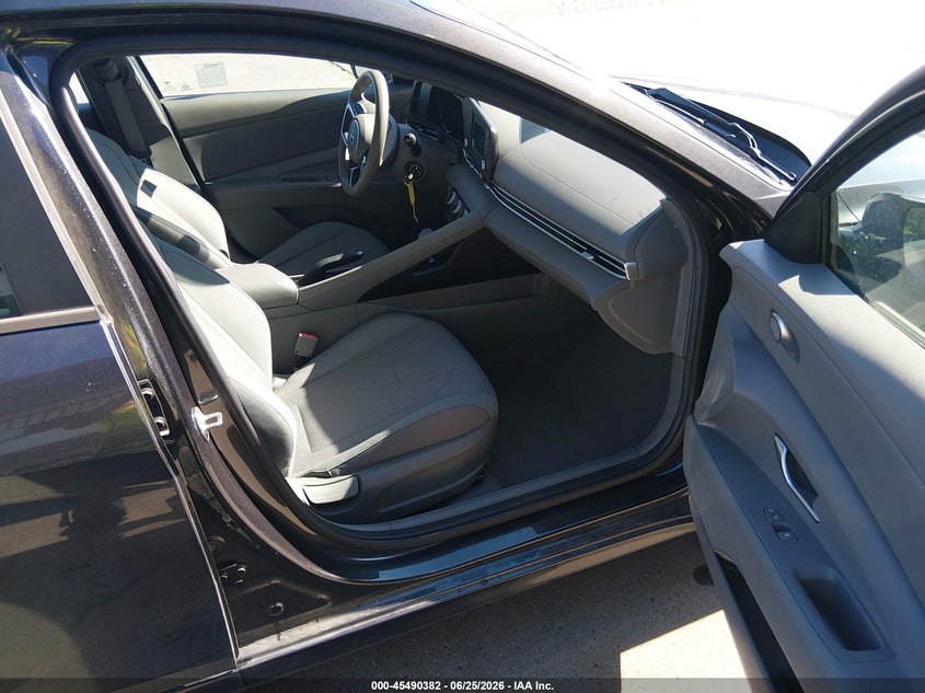 2021 Hyundai Elantra VIN 5NPLL4AG5MH049825 IAAI salvage auction — NORMAL WEAR, Sf97 (California), sold $7,550 on 2026-07-30 (photo 5)