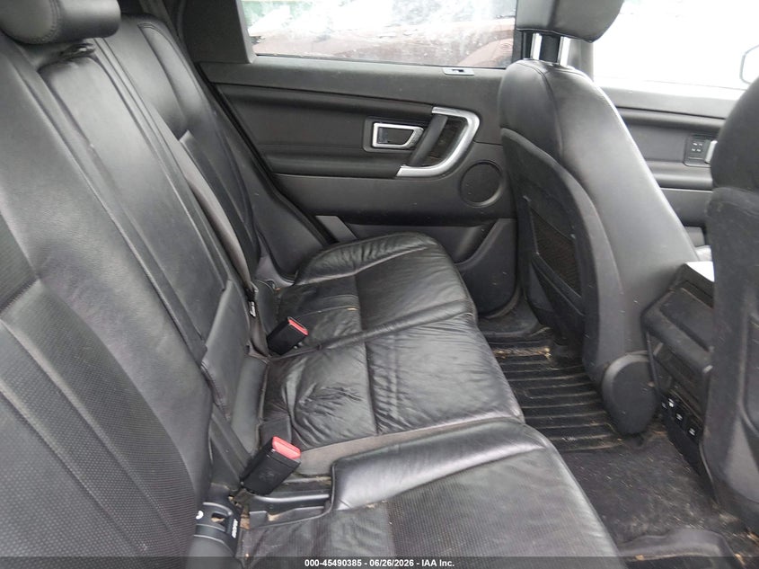 2018 Land rover Discovery sport VIN SALCR2RX9JH747705 IAAI salvage auction — NORMAL WEAR, Clear (Delaware), sold $3,175 on 2026-07-17 (photo 8)