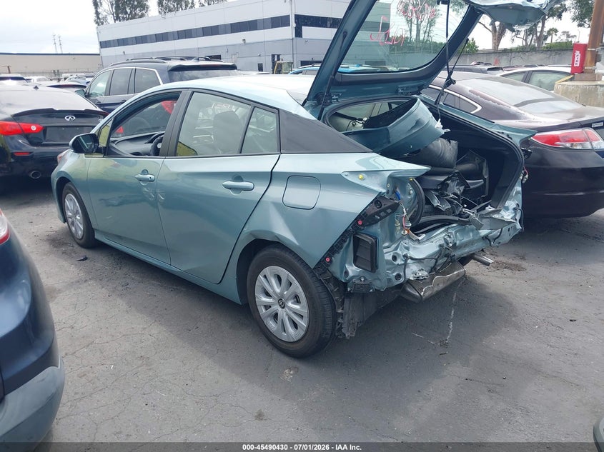 2019 Toyota Prius VIN JTDKARFU2K3102132 IAAI salvage auction — REAR END, Salvage Certificate (California), sold $5,900 on 2026-07-29 (photo 3)